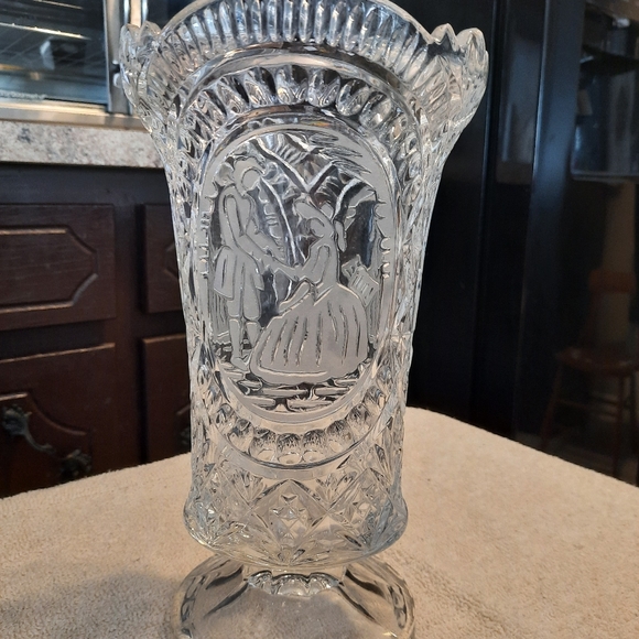 Crystal - Picture 1 of 4